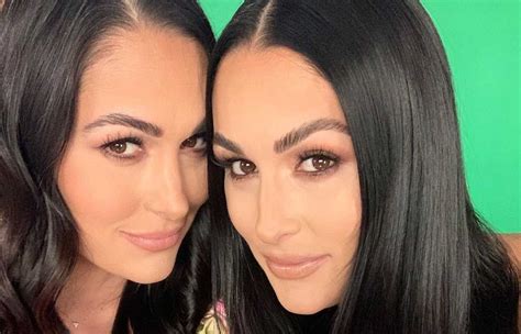 Brie And Nikki Bella Reveal Whether Or Not Theyll Breastfeed Each Other