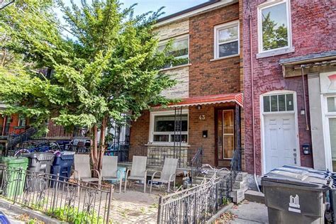 Total income for households and economic families by type. 43 Claremont St, Trinity Bellwoods, Toronto - Price ...