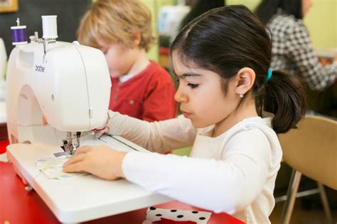 6 Safety Tips To Keep In Mind When Teaching Kids Sewing Classes