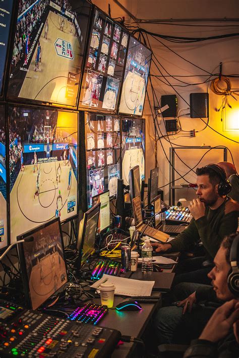 If you're coming to the court for the first time, or are a regular. NBA 2K League Deploys Multi-Site Production, Virtual ...