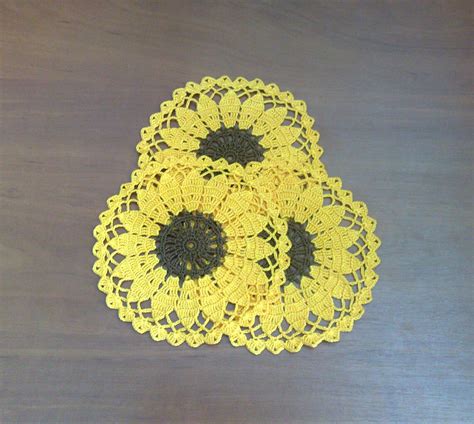 Crochet sunflower doily 6.2 Yellow doilies Small round | Etsy
