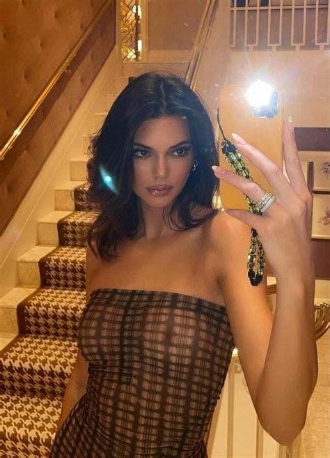 I Want To Swallow My Load For Kendall Jenner Nude Celebs