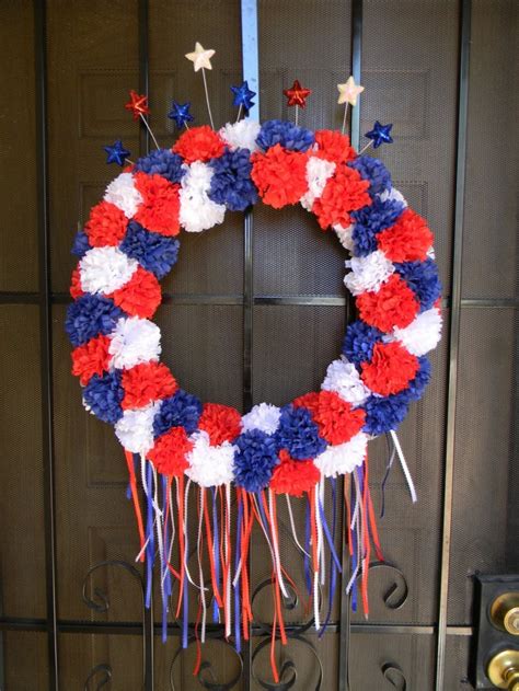 10 Great DIY 4th Of July Wreaths - Shelterness