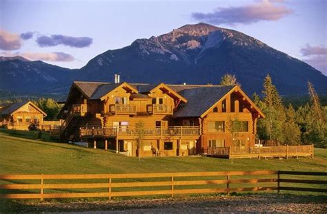 Top 10 Luxury Ranches Around The World Fodors Ranch Life Ranch House