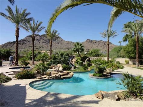 Six Must Have Plants To Add To Your Pool Landscape 1001 Gardens