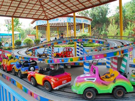 Yo lo que no entiendo es cómo pueden resultar tan adictivos para los niños los dibujos de bob esponja, historias corrientes y hora de aventuras (por poner unos. Juegos Mecánicos De Feria En Venta - Fabricante ...