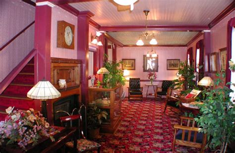 Compare reviews and find deals on hotels in with skyscanner hotels. The Julian Gold Rush Hotel (Julian, CA) - Resort Reviews - ResortsandLodges.com