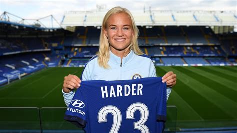 ‘my Transfer Might Be The Start Of Something Chelseas Pernille
