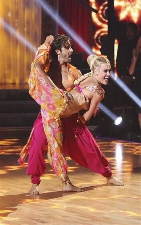 Dancing S Peta Murgatroyd I M Not Focused On Getting A Perfect Score Dancing With The Stars