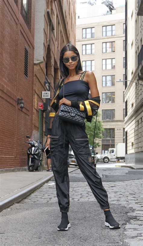 15 of the most stylish street style looks from new york fashion week stylish street style new