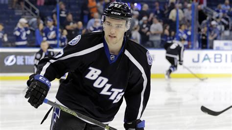 Jonathan drouin is taking an indefinite leave of absence from the montreal canadiens for personal reasons. Jonathan Drouin explains why he ended his holdout - Sportsnet.ca