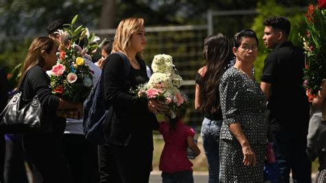 Drowned Migrant Father And Daughter Mourned At El Salvador Funeral