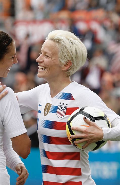 Jun 23, 2021 · soccer star megan rapinoe on equal pay, and what the u.s. Megan Rapinoe | USWNT | U.S. Soccer Official Site in 2020 ...