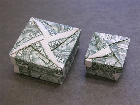 Dollar Money Origami Box With Star Cover Origamiboxes Dollar Bill