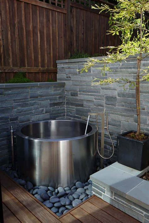 28 Most Incredible Outdoor Tub Ideas For An Invigorating