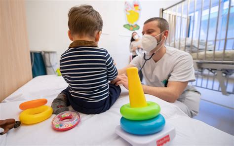 Kindermediziner Warnt Vor Platznot In Kinderkliniken