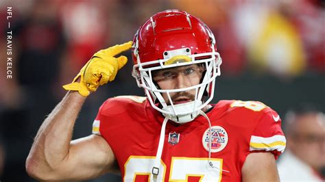 Travis Kelce Catches Landing Passes From Patrick Mahomes Get All My Xxx Hot Girl