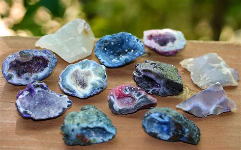 Dyed Agates 5 Piece Set Agate Crystals Geode Half Etsy