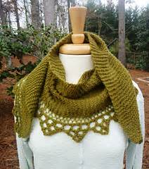 1 project, in 7 queues. Ravelry: On the Edge pattern by Susan Barstein