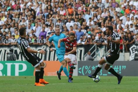 Time vence, convence no maracanã e está nas oitavas de final. Ceará x Flamengo pelo Brasileirão: transmissão ao vivo do ...