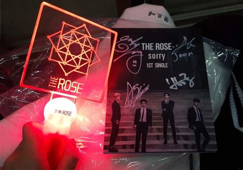 Official Lightstick The Rose 더 로즈 Amino