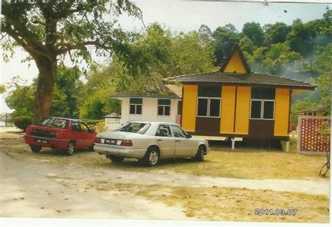 You can go sightseeing to lumut waterfront, teluk batik beach, teluk senangin beach, a day trip to pangkor island, shopping in manjung, etc 2) spacious. CHALET KENANGAN: Reviews (Lumut, Malaysia) - Photos of ...