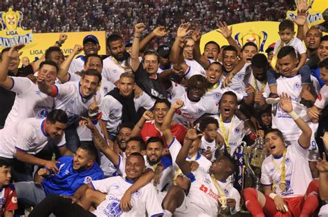Chords for cancion a olimpia campeon. Los 5 momentos claves del Olimpia campeón de Honduras