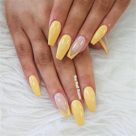 What Are The Best Summer Nails 2023 Yellow Trends? â€“ Cobphotos