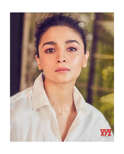 Actress Alia Bhatt Stunning New Stills Social News Xyz