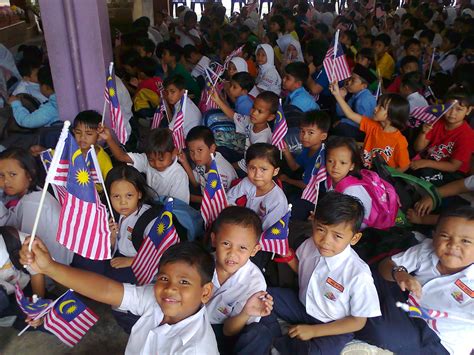 Setiap tahun, warga pendidik akan mengadakan sambutan bulan kemerdekaan di sekolah dan di institusi pendidikan. Sekolah Kebangsaan Taman Putra Perdana: SAMBUTAN HARI ...