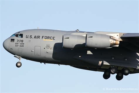 The boeing c 17 globemaster 3. 77178 - Lockheed Martin C17 Globemaster III - US Air Force ...