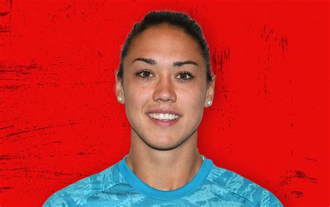 Manuela Zinsberger - Players - Women - Arsenal.com