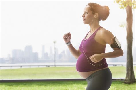 8 Tips For Running Safely And Comfortably Enough While Pregnant