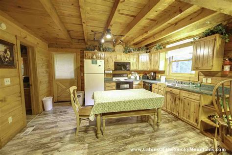All are fully equipped with their very own undercover private balcony and bbq area to ensure you. Pigeon Forge Cabin - Hidden Creek From $160.00