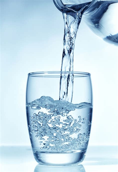 Czy woda ma wpływ na zdrowie naszego organizmu?