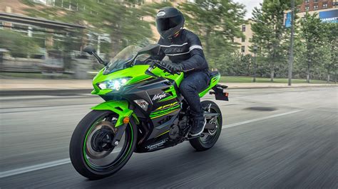 This bike is simply amazing and we're sure you'll be wondering why this is at 7 th. Kawasaki Ninja 400 - a closer look | IAMABIKER ...