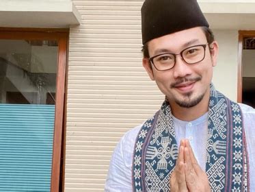 Kumpulan Berita Terbaru Agama Denny Sumargo Terkini Hari Ini