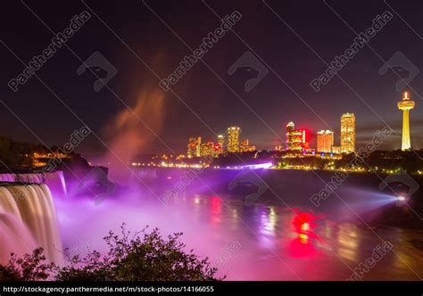 Niagara Falls Light Show At Night Usa Lizenzfreies Bild 14166055