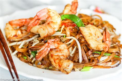 I have readers who've been. Char Kway Teow (Malaysian Noodles with Shrimp) - Homemade ...