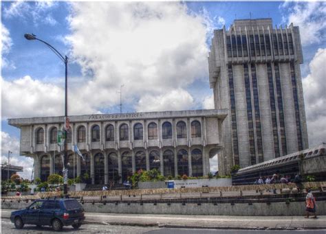 La corte ordenó a formosa que permita el ingreso a una persona a la provincia. File:La Corte Suprema de Justicia, Guatemala (HDR) (5984725549).jpg - Wikimedia Commons