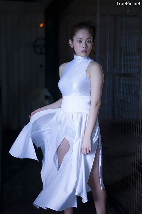 Japanese Gravure Idol Miwako Kakei Sexy Japanese Angel With Hot Body