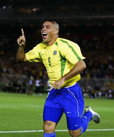 Dos 10 melhores marcadores, dois ainda lutam olhando agora para a divisão de golos por clube, o real madrid é o que mais golos tem dado para os melhores marcadores da prova, com quatro dos. Americanos listam 20 melhores jogadores brasileiros da ...