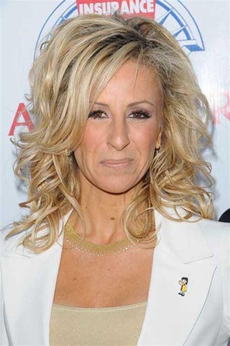 25+ hairstyles for long faces over 50