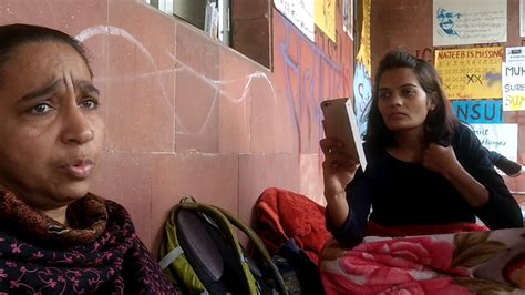 I became the male lead's mother average 4.9 / 5 out of 15. Najeeb's mother after 29 days of struggle for her son ...