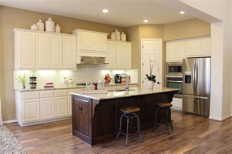 Find inspiration for finding the perfect countertop to pair with your dark cabinetry within this article's photos and helpful design advice! Choose flooring that complements cabinet color - Burrows ...