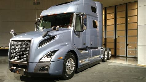 Video Volvo Trucks Usa Lanceert Nieuwe Vnl