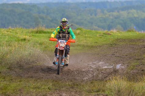 A lot of dirt bike riders that use gps, save their rides into their gps units and make them available for download for other riders. 4 Best Dirt Bike Trails near Houston, Texas - Frontaer