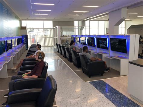 Designed with a tufted cushion and soft royal plush fabric that will give you support and a cushion to sit and relax for long periods of time. Airport Adds Gaming Lounge So You Can Play While Waiting For Your Plane - UNILAD