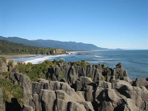 Punakaiki Blow Holes And Pancake Rocks Tour Explore West Coast Reservations