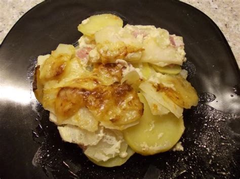 Der auflauf steht garantiert ab sofort regelmäßig auf dem speiseplan. Kohlrabi-Kartoffel-Auflauf - Rezept mit Bild - kochbar.de